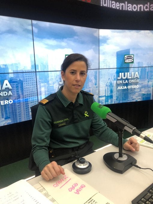 Ana Prieto, sargento del Seprona: "En 2018 hubo más de 5.300 casos de perros víctimas de malos tratos graves" Ana Prieto, sargento del Seprona: "En 2018 hubo más de 5.300 casos de perros víctimas de malos tratos graves"