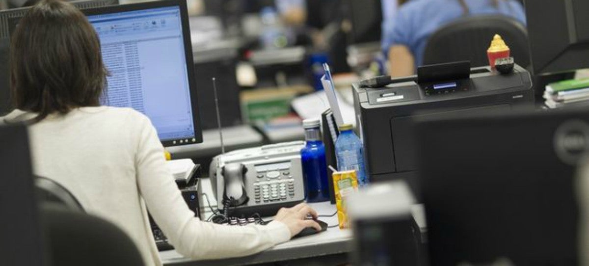 35.000 funcionarios de Ciudad Real se beneficiarán del incremento salarial del 2% 35.000 funcionarios de Ciudad Real se beneficiarán del incremento salarial del 2%