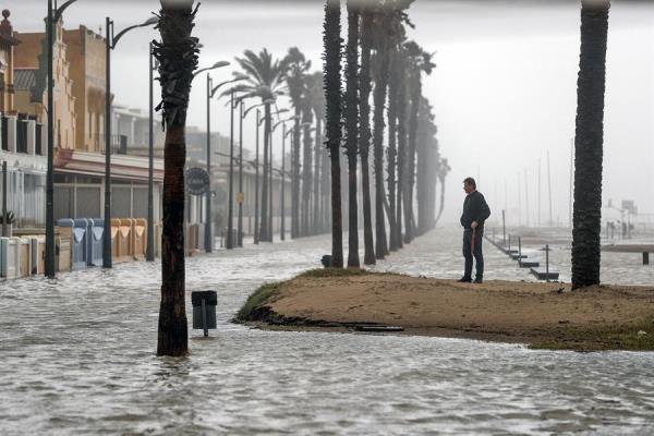 La borrasca 'Gloria' deja cinco fallecidos en la Península hasta el momento La borrasca 'Gloria' deja cinco fallecidos en la Península hasta el momento