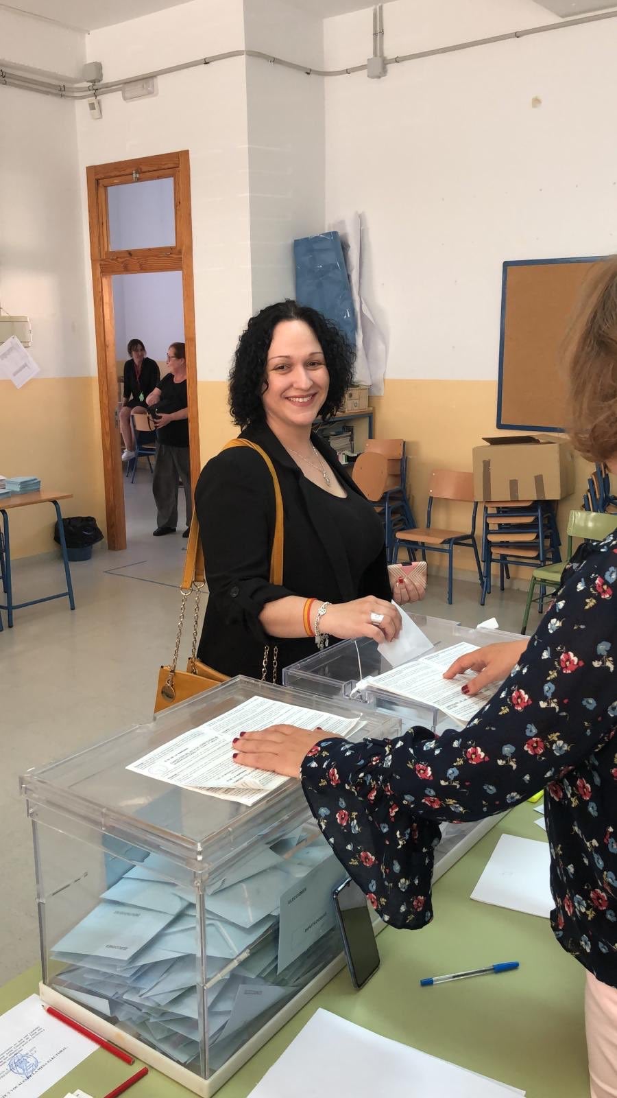 Una parlamentaria andaluza de Vox dejará el grupo tras denunciar acoso laboral Una parlamentaria andaluza de Vox dejará el grupo tras denunciar acoso laboral