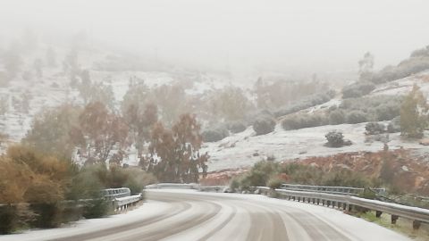 Gloria sigue dejando estampas blancas en la provincia de Ciudad Real, como esta cerca de Puertollano