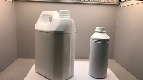 El Instituto de Tecnología Cerámica y el Instituto Tecnológico del Plástico trabajan para reducir el impacto de los envases de tintas cerámicas .