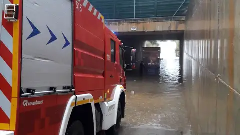 Bomberos de Mallorca. Bomberos de Mallorca actuando ante las inundaciones causadas por la borrasca "Gloria".