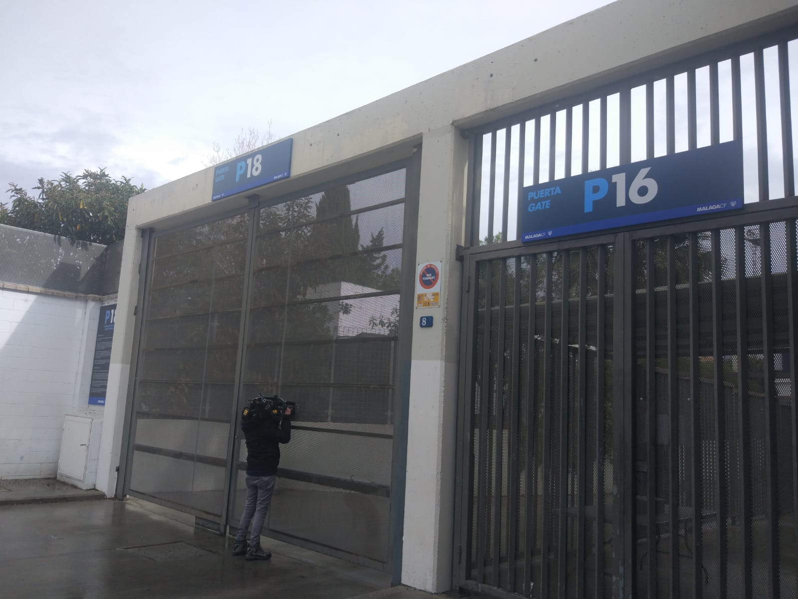 La Policía Nacional interviene las oficinas del Málaga CF La Policía Nacional interviene las oficinas del Málaga CF