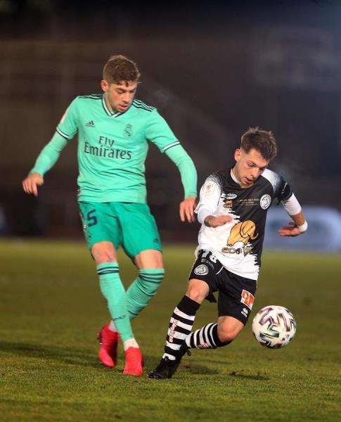 Varo, autor del golazo al Real Madrid: "Carvajal me ha dado su camiseta y huele fenomenal" Varo, autor del golazo al Real Madrid: "Carvajal me ha dado su camiseta y huele fenomenal"