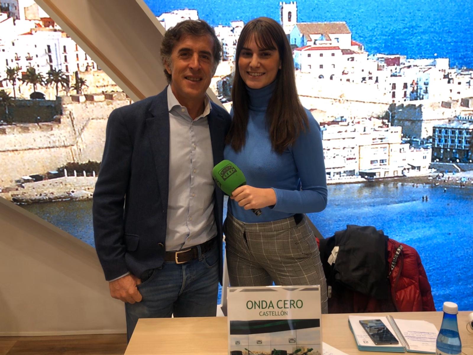 Perico Delgado en el stand de Castellón en FITUR Perico Delgado en el stand de Castellón en FITUR