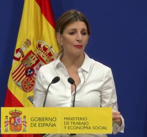 El Gobierno anuncia que la reforma laboral del PP se desmontará "en dos fases" y "con diálogo" El Gobierno anuncia que la reforma laboral del PP se desmontará "en dos fases" y "con diálogo"