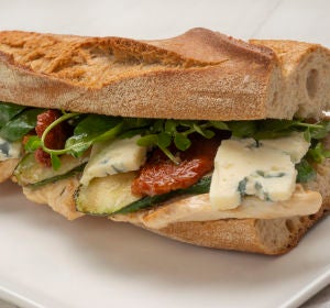 Receta de Bocadillo de pollo y calabacín Receta de Bocadillo de pollo y calabacín