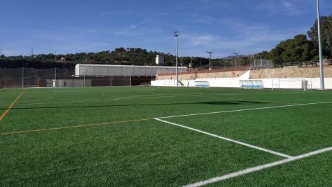 Campo de c&eacute;sped artificial de la Ciudad Deportiva Norte de Crevillent.