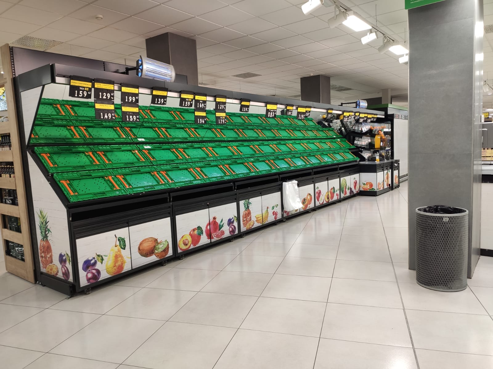 El temporal deja a Mallorca desabastecida de alimentos perecederos El temporal deja a Mallorca desabastecida de alimentos perecederos