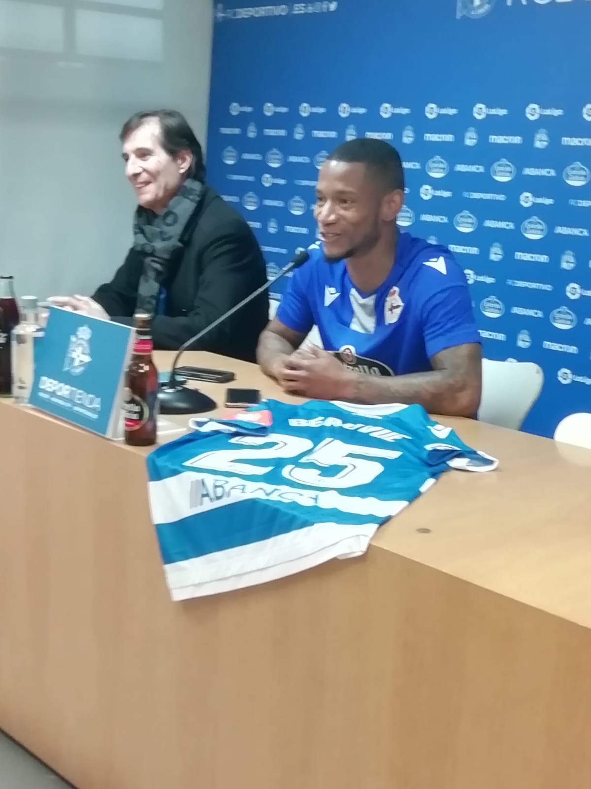 Beauvue: Apuesta total por el Dépor y ... a aguntar el vacile de Iago Aspas en el vestuario del Celta Beauvue: Apuesta total por el Dépor y ... a aguntar el vacile de Iago Aspas en el vestuario del Celta