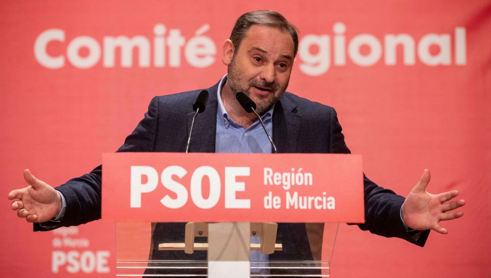 Ábalos: "Yo vine para quedarme y no me echa nadie" Ábalos: "Yo vine para quedarme y no me echa nadie"