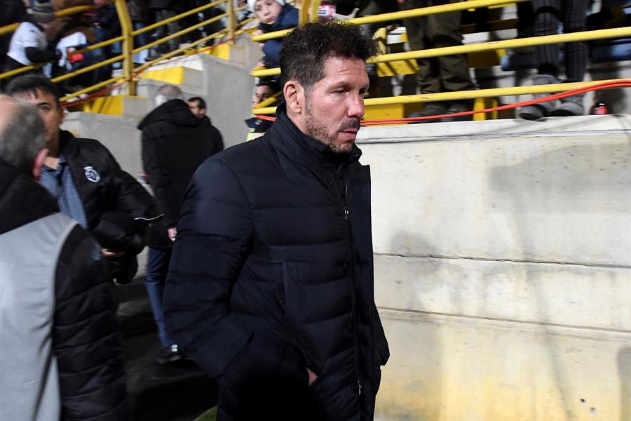Diego Pablo Simeone: "Asumo la responsabilidad; tengo las mismas ganas de trabajar del primer día" Diego Pablo Simeone: "Asumo la responsabilidad; tengo las mismas ganas de trabajar del primer día"