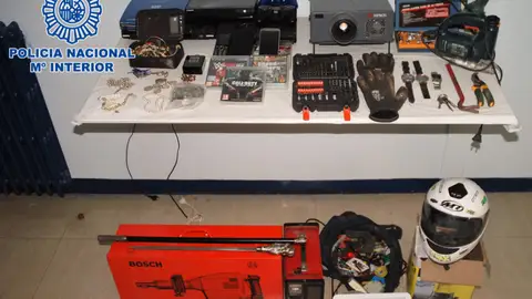 Objetos incautados por la Policía Nacional Objetos incautados por la Policía Nacional