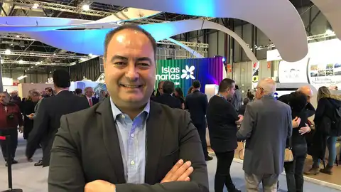 Ricardo Luque, director general de Riu Plaza Hoteles, durante su paso por Fitur Ricardo Luque, director general de Riu Plaza Hoteles, durante su paso por Fitur