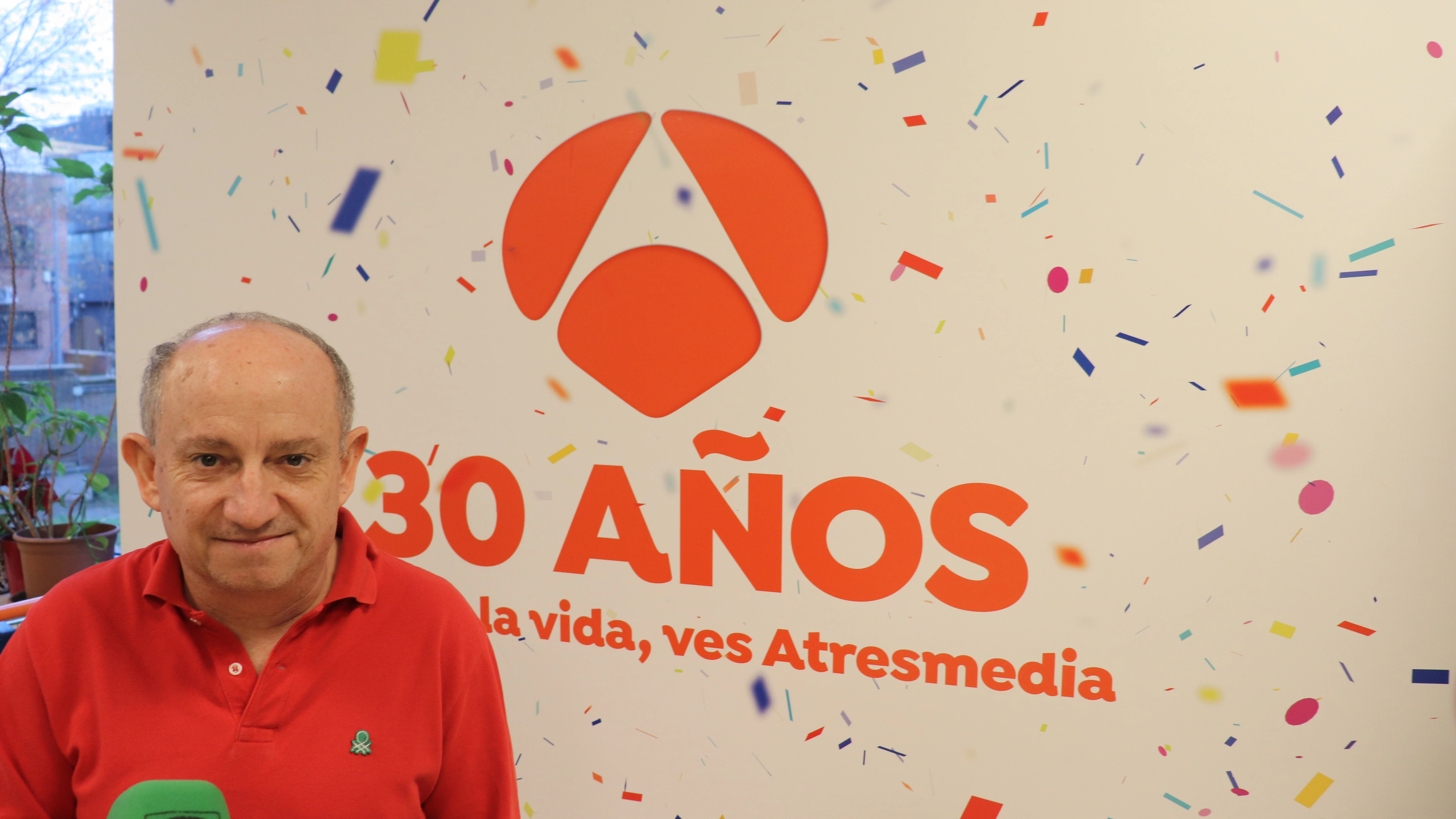 Javier Hernández celebra los 30 años de Antena 3 Javier Hernández El Borrascas celebra los 30 años de Antena 3