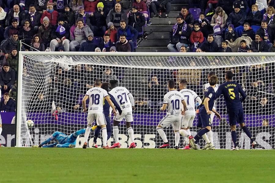 Valladolid 0-1 Real Madrid | Un cabezazo de Nacho pone el Madrid líder en solitario de la Liga Valladolid 0-1 Real Madrid | Un cabezazo de Nacho pone el Madrid líder en solitario de la Liga