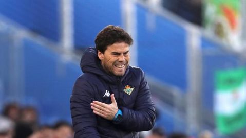 Rub&iacute;, entrenador del Real Betis. 