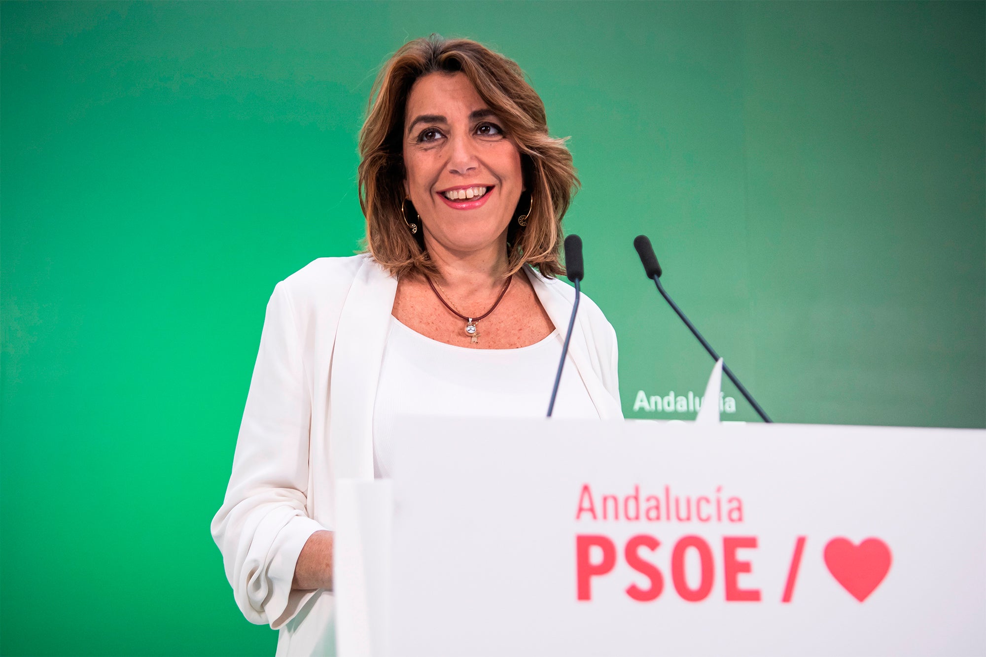 Susana Díaz, sobre los protocolos internos de acoso: "Las mujeres no se sienten seguras... ante hombres poderosos no es fácil" Susana Díaz, sobre los protocolos internos de acoso: "Las mujeres no se sienten seguras... ante hombres poderosos no es fácil"