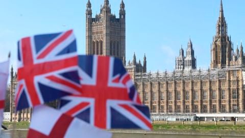 laSexta Noticias Fin de Semana (01-02-20) Día 1 de la 'era Brexit' en Reino Unido: temor a los precios y al empleo y división tras el adiós a la UE laSexta Noticias Fin de Semana (01-02-20) Día 1 de la 'era Brexit' en Reino Unido: temor a los precios y al empleo y división tras el adiós a la UE