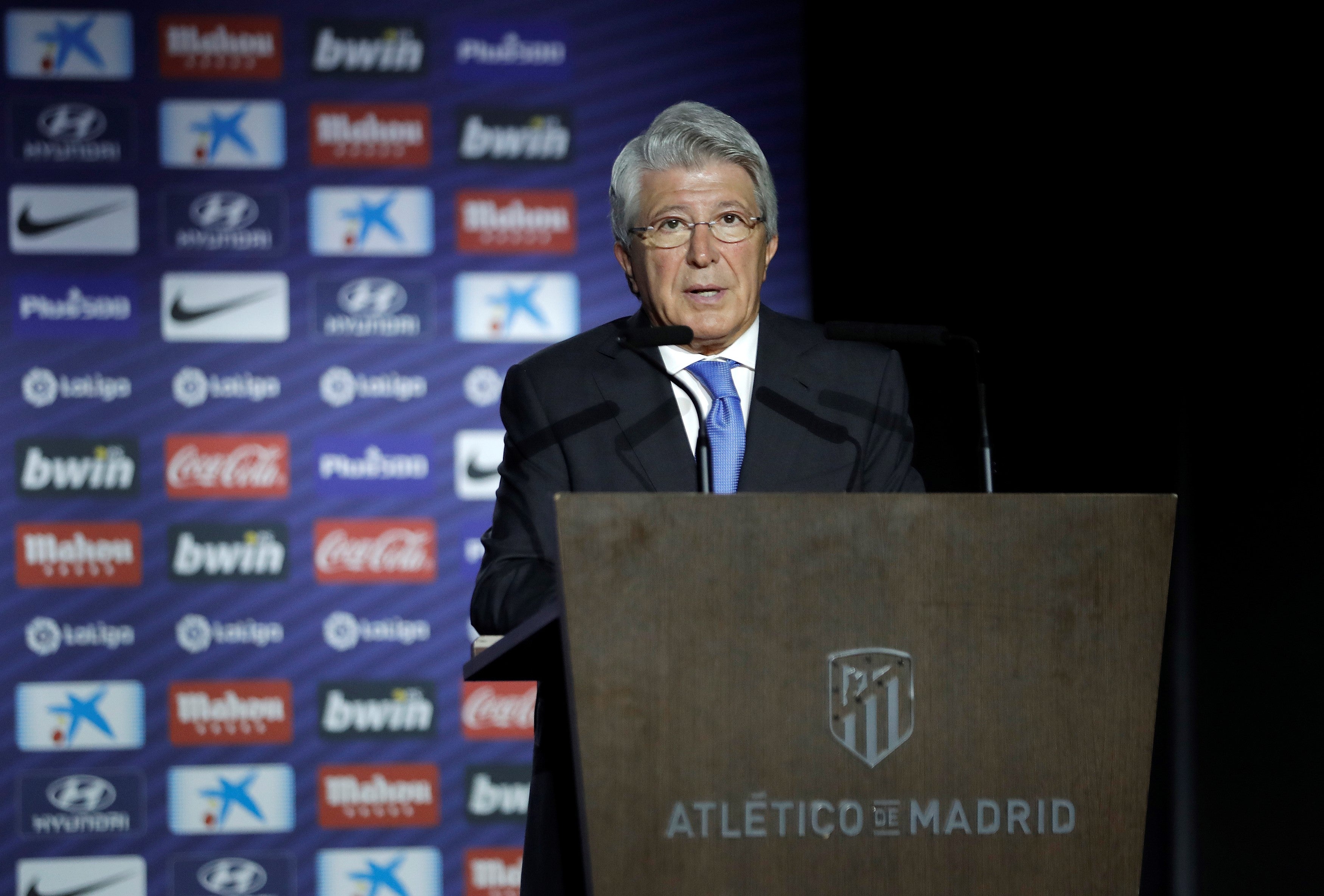 Cerezo: "No entiendo el revuelo, no se puede negar el estadio a un equipo cercano" Cerezo: "No entiendo el revuelo, no se puede negar el estadio a un equipo cercano"