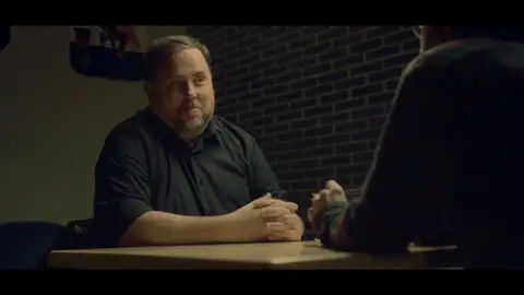 Primera entrevista con cámaras a Oriol Junqueras desde la cárcel: "No tengo más privilegios que otros presos" Primera entrevista con cámaras a Oriol Junqueras desde la cárcel: "No tengo más privilegios que otros presos"