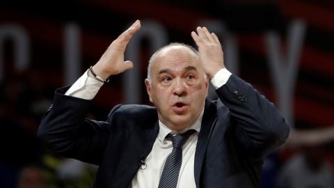 Pablo Laso, en actitud de asombro.