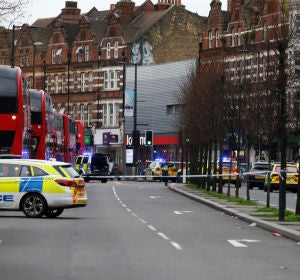 Policía británica en el barrio de Streatham (Londres) Policía británica en el barrio de Streatham (Londres)