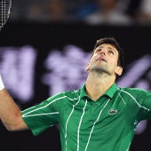 Djokovic celebra un punto ante Thiem