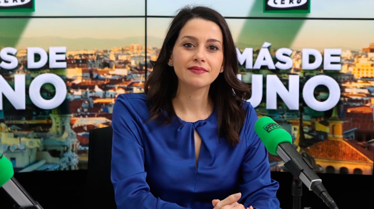 Inés Arrimadas: "El objetivo de los pactos no puede ser blanquear los errores del Gobierno, que han sido muchos" Inés Arrimadas: "El objetivo de los pactos no puede ser blanquear los errores del Gobierno, que han sido muchos"