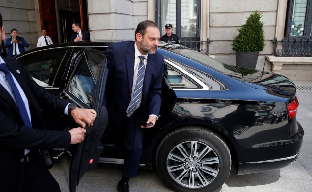El Gobierno desvía una pregunta del PP sobre Ábalos a la ministra de Exteriores, que no estará en la sesión de control El Gobierno desvía una pregunta del PP sobre Ábalos a la ministra de Exteriores, que no estará en la sesión de control
