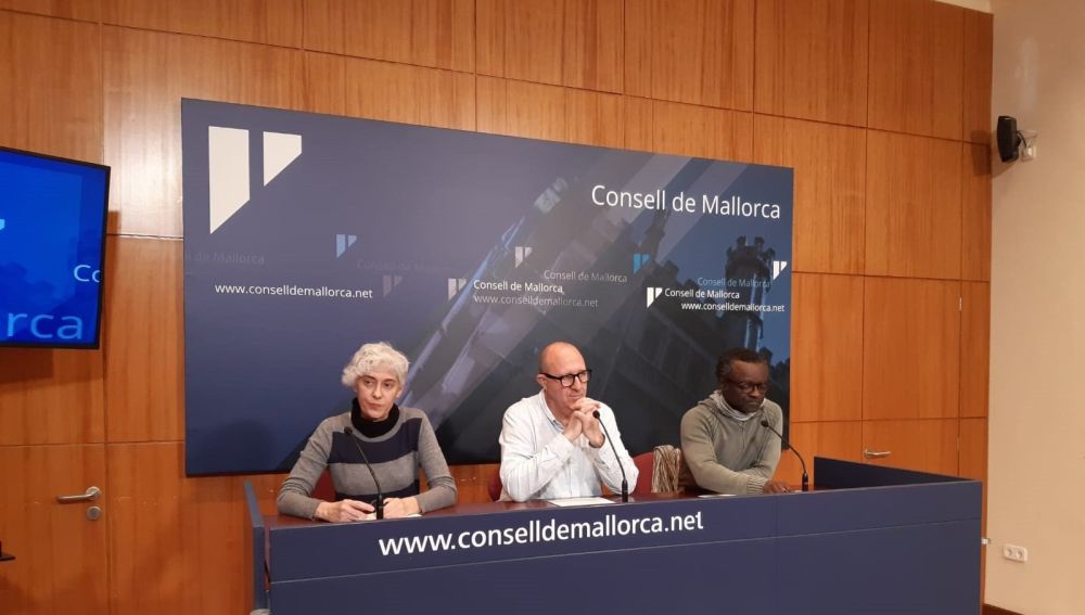 Los portavoces de PSIB, MÉS per Mallorca y Unidas Podemos en el Consell de Mallorca.