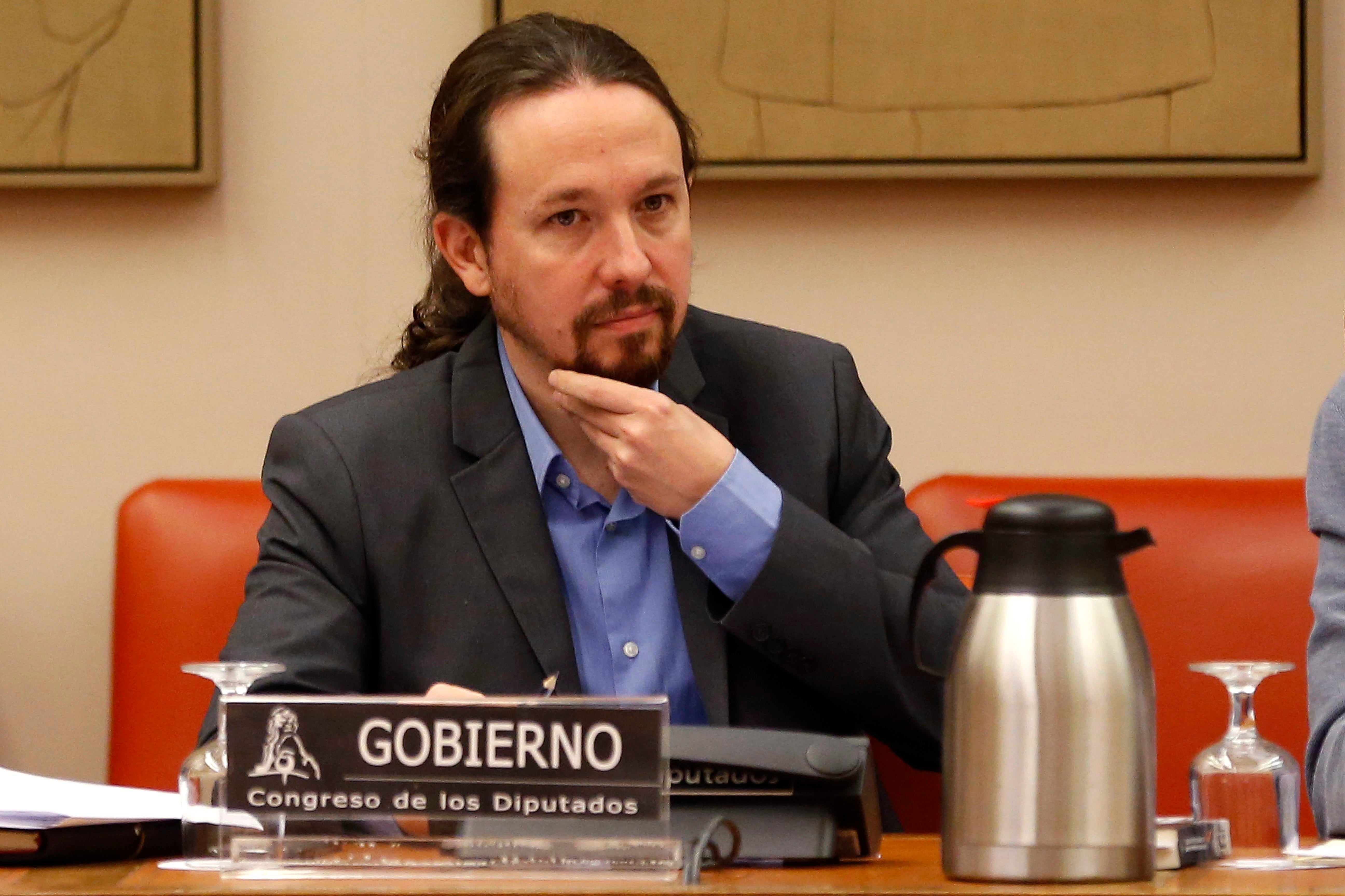 Pablo Iglesias anima a las organizaciones agrarias a "seguir apretando": "Lleváis razón" Pablo Iglesias anima a las organizaciones agrarias a "seguir apretando": "Lleváis razón"