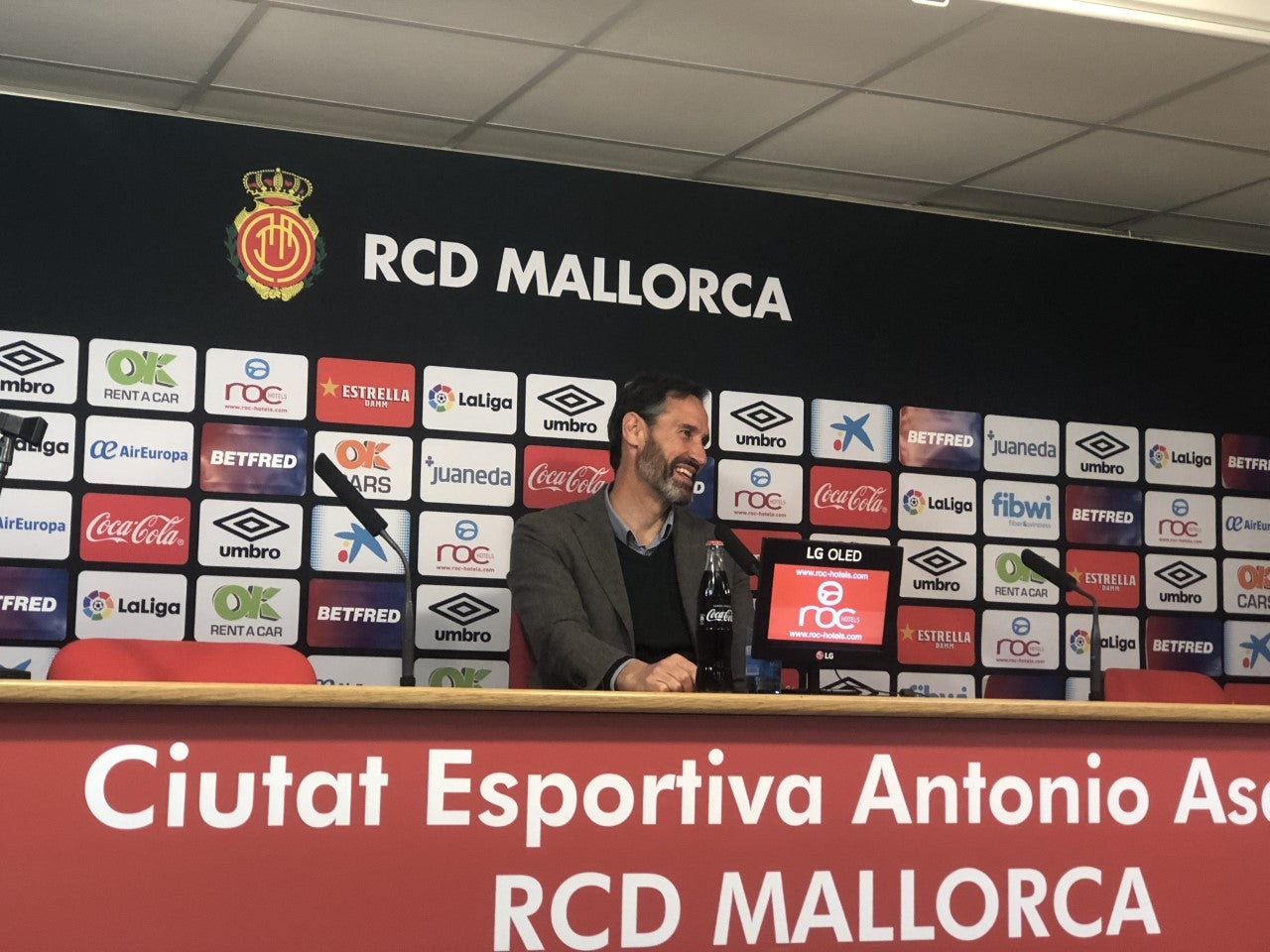 Vicente Moreno, entrenador del Real Mallorca: "Tenemos que hacer todo lo posible por ganar" Vicente Moreno, entrenador del Real Mallorca: "Tenemos que hacer todo lo posible por ganar"