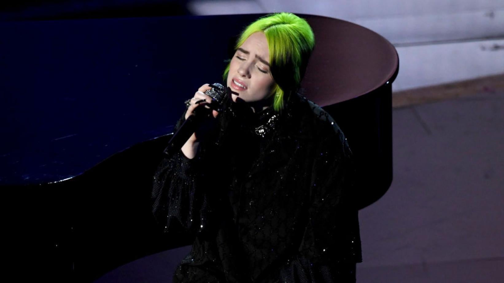 La cantante Billie Eilish publica el tema central de 'No time to die', la nueva película de James Bond La cantante Billie Eilish publica el tema central de 'No time to die', la nueva película de James Bond