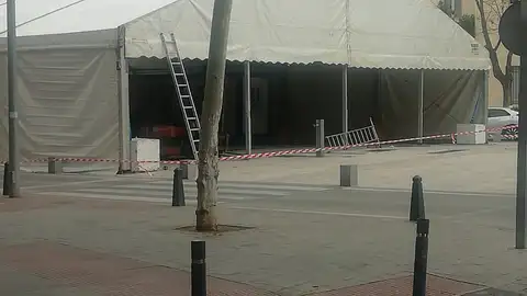 La estructura de la carpa del Carnaval ya se puede ver frente a la Puerta de Toledo La estructura de la carpa del Carnaval ya se puede ver frente a la Puerta de Toledo