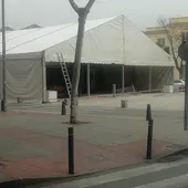 La estructura de la carpa del Carnaval ya se puede ver frente a la Puerta de Toledo La estructura de la carpa del Carnaval ya se puede ver frente a la Puerta de Toledo