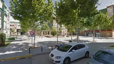 Imagen de la Plaza Roma en Dos Hermanas, lugar donde ocurrieron los hechos. Imagen de la Plaza Roma en Dos Hermanas, lugar donde ocurrieron los hechos.