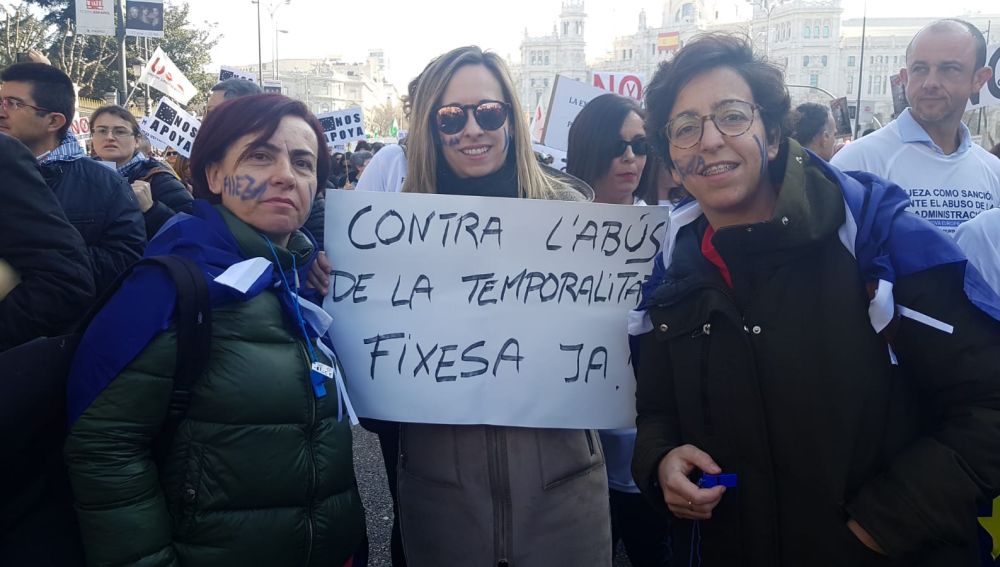 Empleados públicos en Elche en la movilización contra el abuso de la temporalidad en la contratación en las administraciones. 