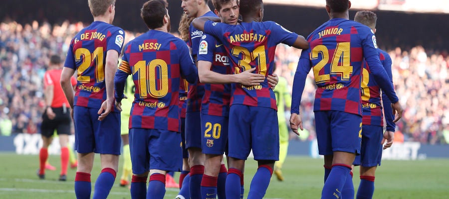 Los jugadors del Barça celebran el gol de Sergi Roberto Los jugadors del Barça celebran el gol de Sergi Roberto