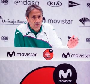 Luis Casimiro, entrenador del Unicaja Luis Casimiro, entrenador del Unicaja