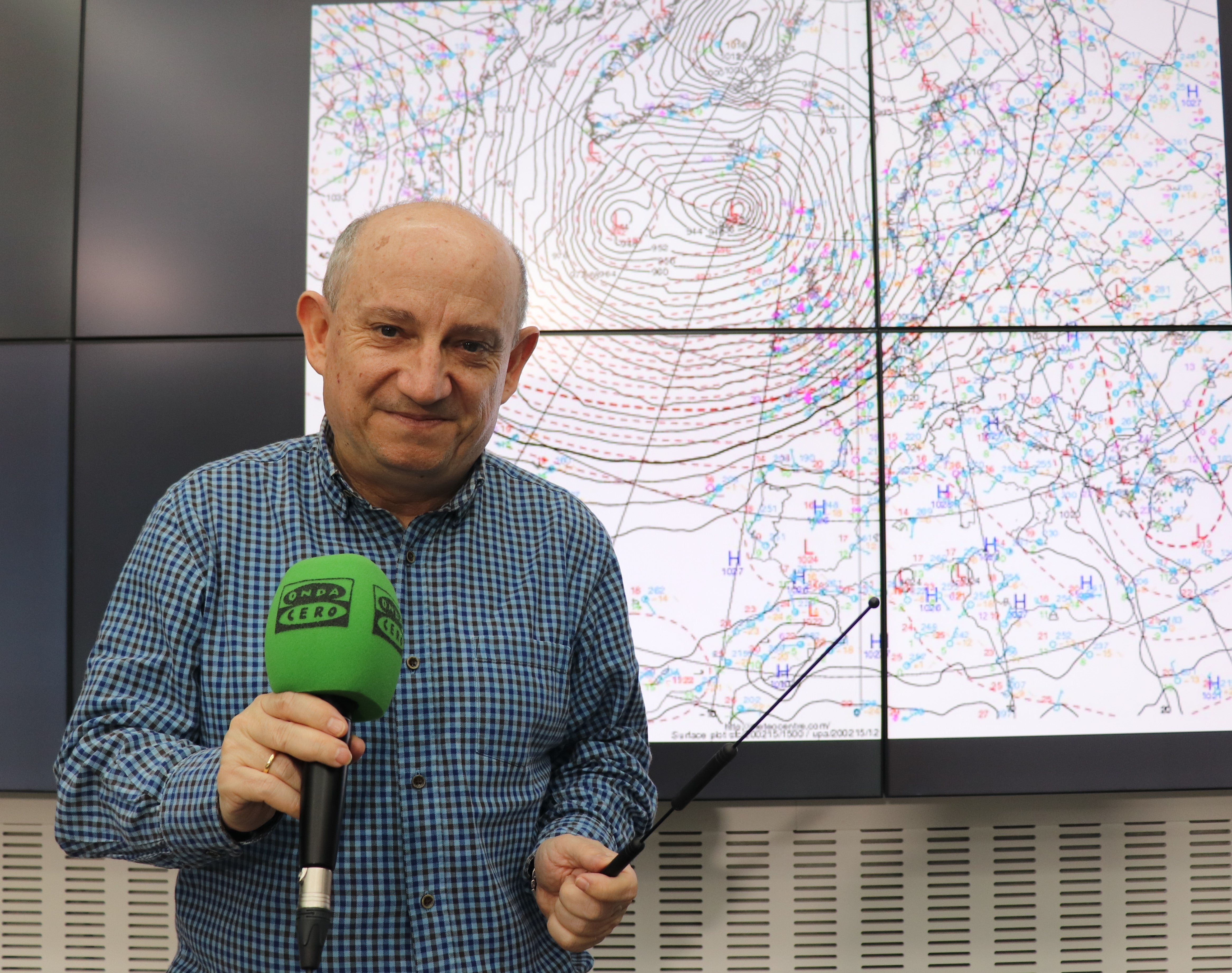El parte del Borrascas: "Dennis azota el litoral norte de España" El parte del Borrascas: "Dennis azota el litoral norte de España"