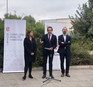 La presidenta del Govern, Francina Armengol, y el conseller de vivienda, Marc Pons. La presidenta del Govern, Francina Armengol, y el conseller de vivienda, Marc Pons.