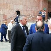 Los abogado de la Asociación de Pequeños Accionistas del Málaga y sus representantes