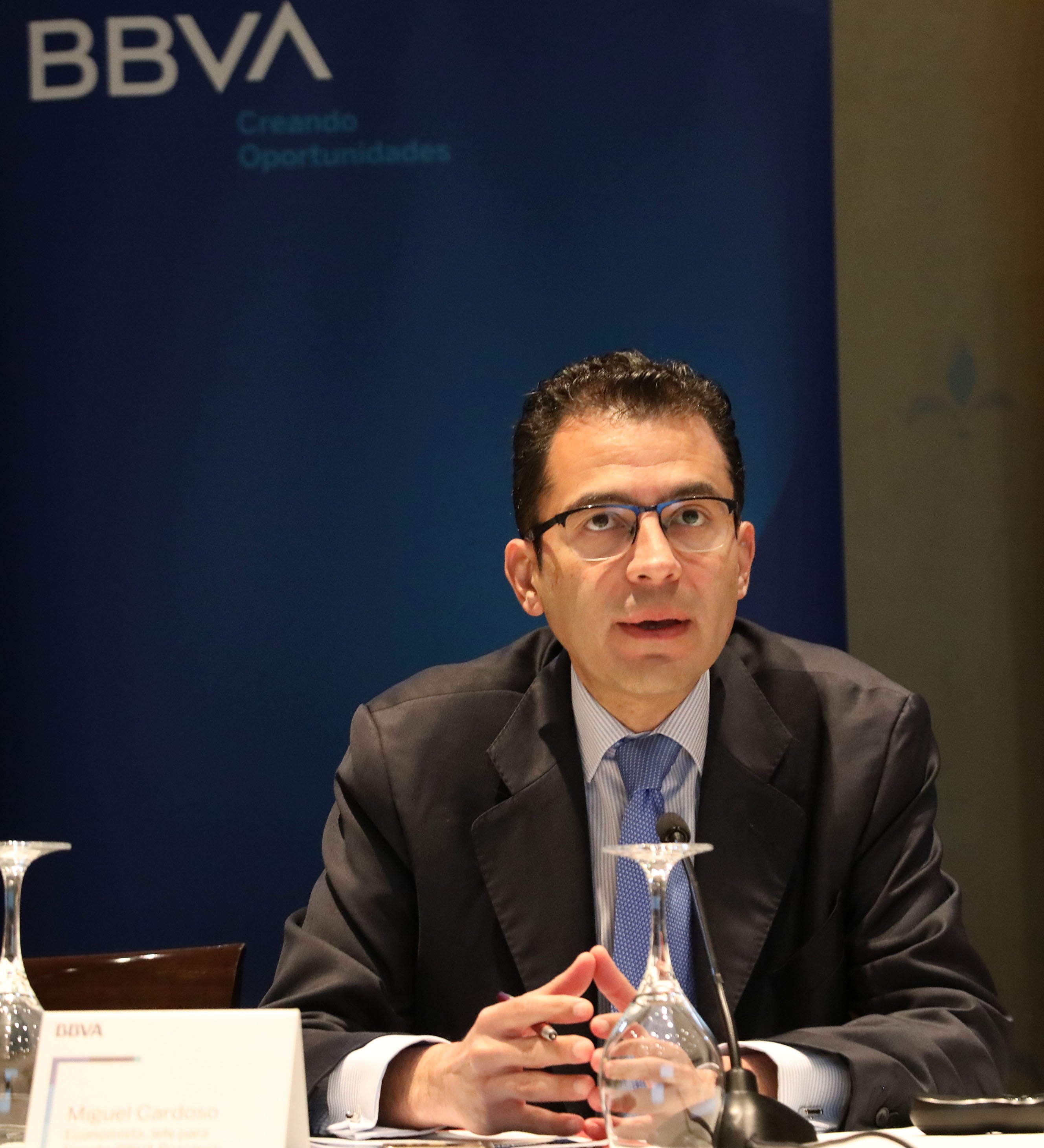 La desaceleración de la economía aragonesa tocará fondo este año La desaceleración de la economía aragonesa tocará fondo este año