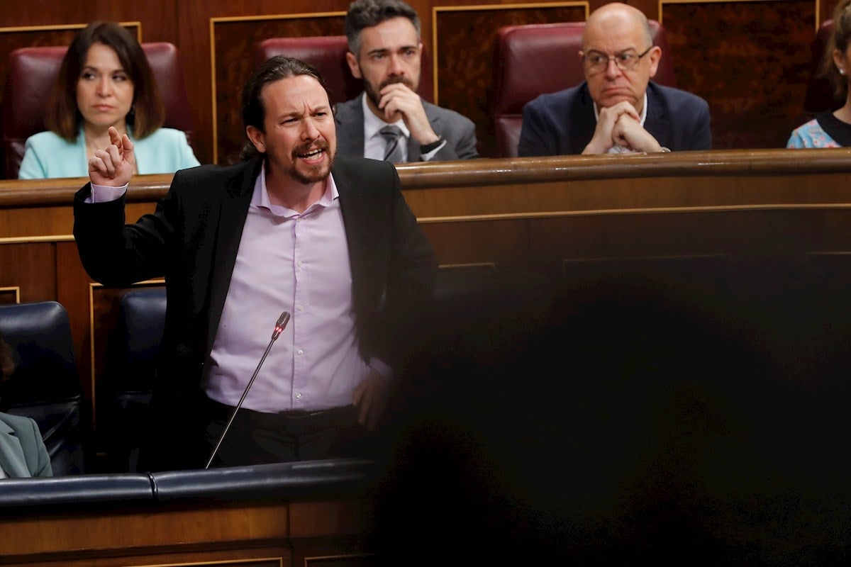 Persona Física: La sesión de control más carnavalesca del Parlamento Persona Física: La sesión de control más carnavalesca del Parlamento