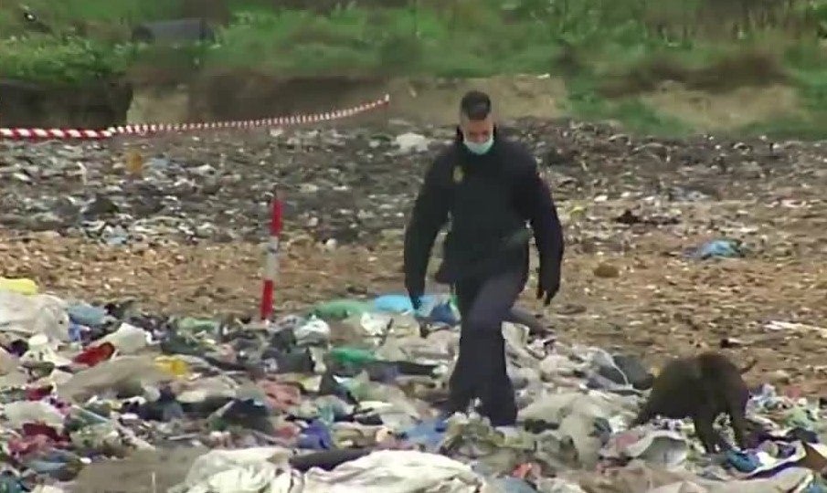 Archivado al caso de la mujer que lanzó un feto al contenedor Archivado al caso de la mujer que lanzó un feto al contenedor