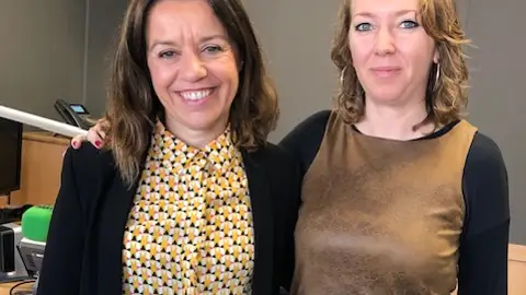 La directora de Diario de Mallorca, María Ferrer, en los estudios de Onda Cero Mallorca con motivo de los IX Premios Onda Cero Mallorca. IX Premios Onda Cero Mallorca