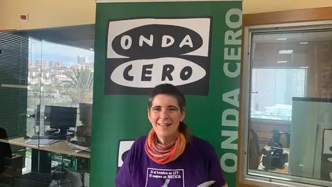 Koldobi Velasco, profesora de Trabajo Social de la ULPGC, miembro de la Red Canaria en Defensa de los Servicios Sociales Públicos Koldobi Velasco, profesora de Trabajo Social de la ULPGC, miembro de la Red Canaria en Defensa de los Servicios Sociales Públicos