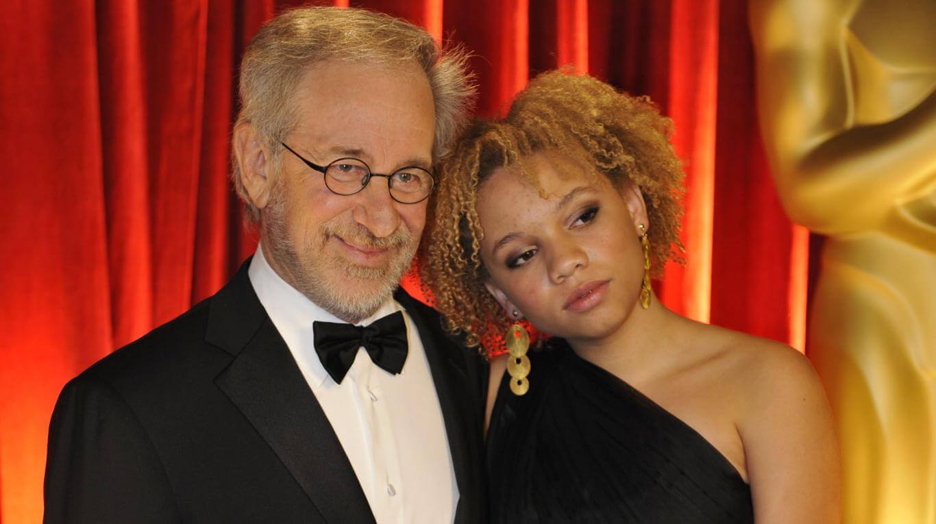 Una hija de Spielberg asegura que quiere ser "actriz porno y stripper" Una hija de Spielberg asegura que quiere ser "actriz porno y stripper"